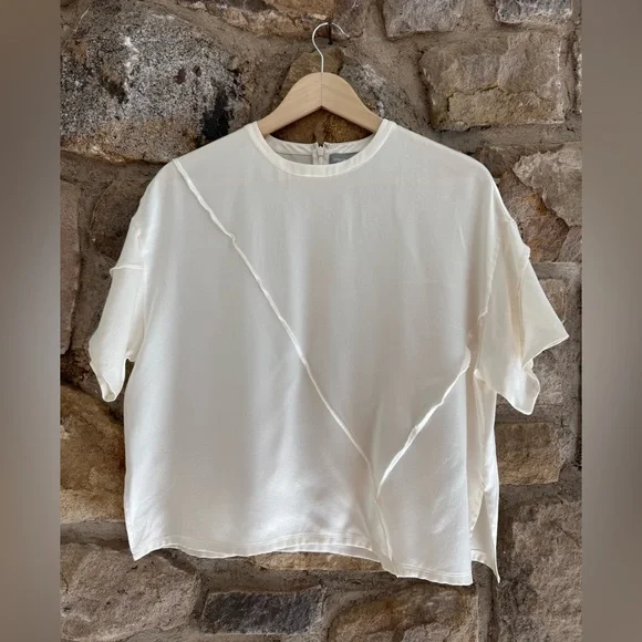 VINCE Raw-Edge Silk Short-Sleeve Tee blouse - Picture 2 of 5
